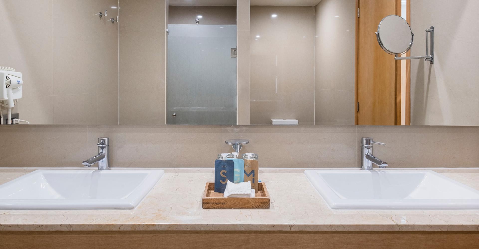 Master Suite NYX HOTEL CANCUN Cancun Master Suite NYX HOTEL CANCUN Cancun